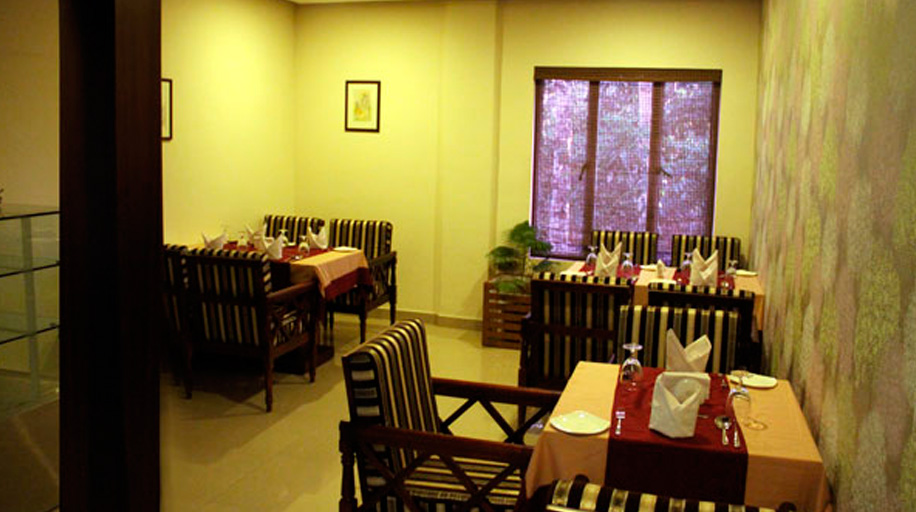 Hotel Emerald Regency